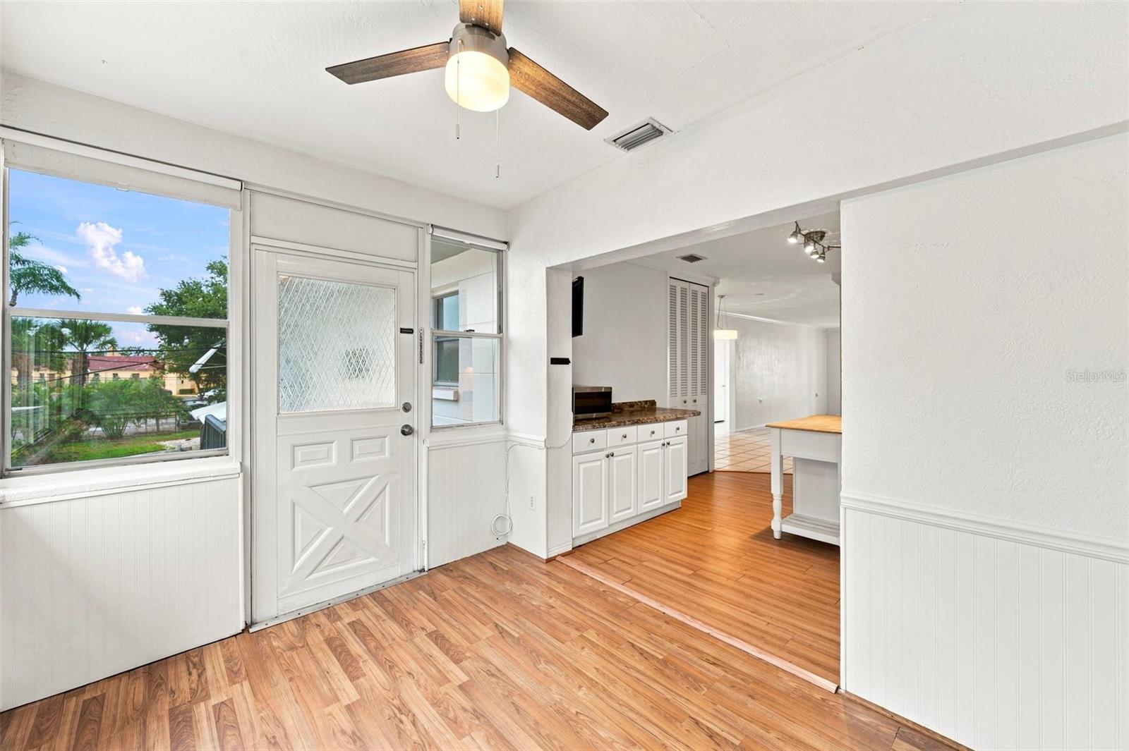 1342 SNELL ISLE BLVD NE #4 — photo 10