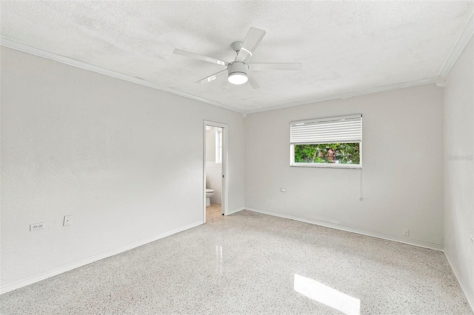 1342 SNELL ISLE BLVD NE #4 — photo 13