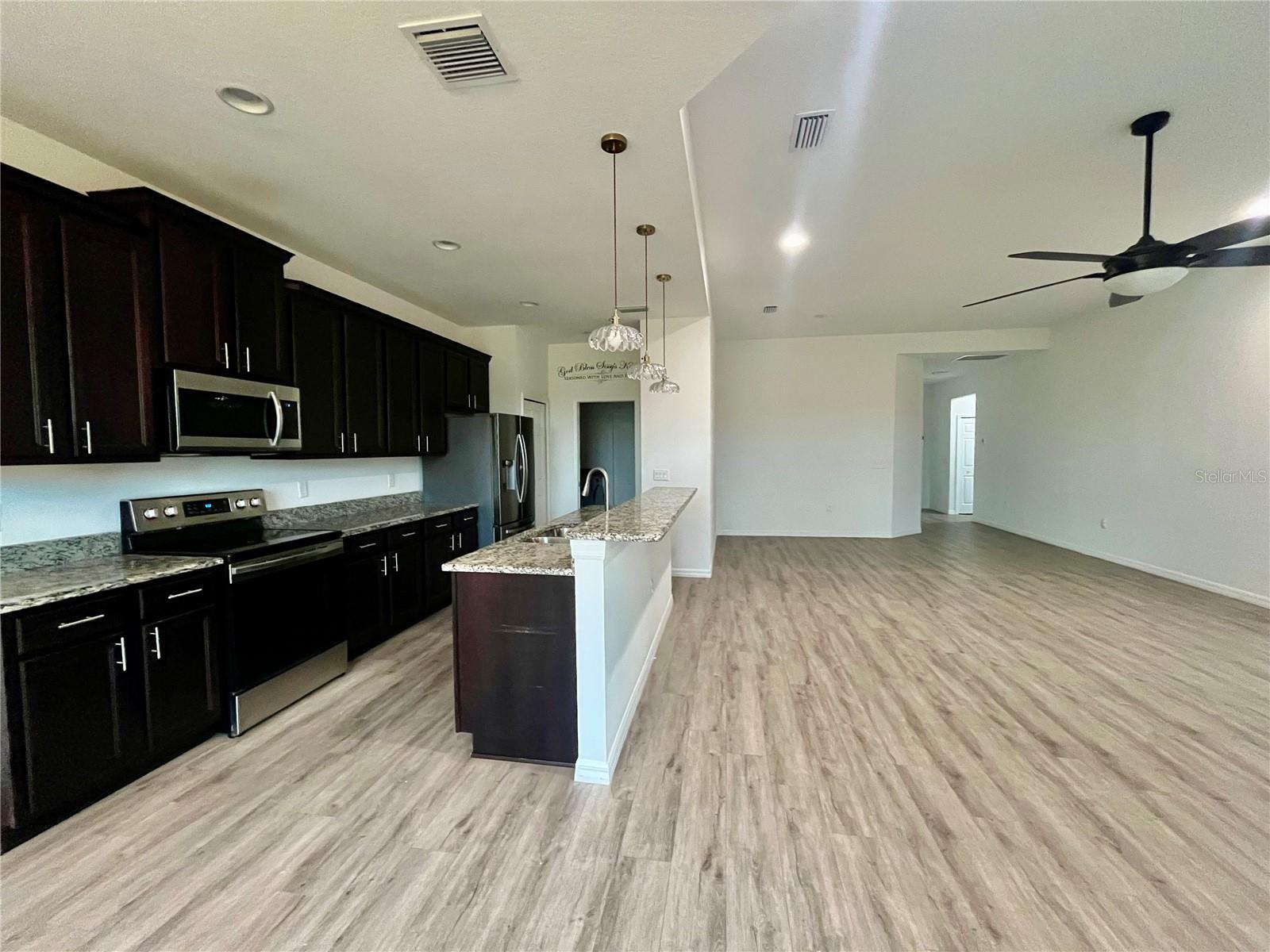 13554 MARILYN CT — photo 7