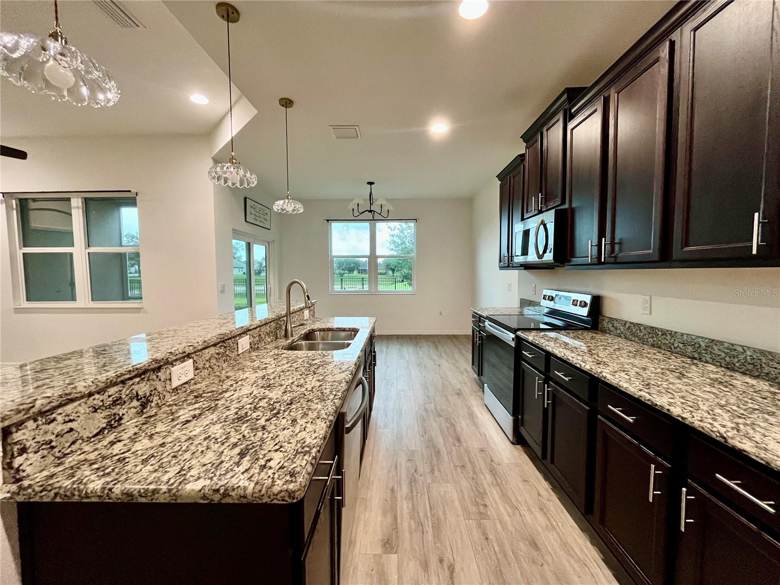 13554 MARILYN CT — photo 12
