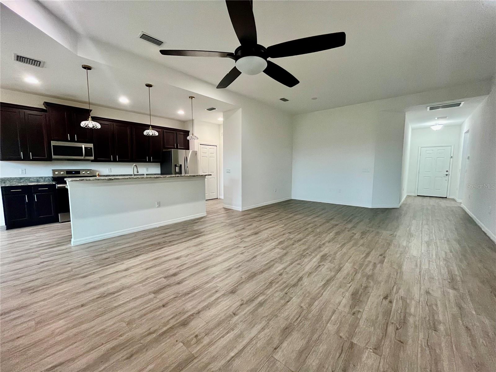 13554 MARILYN CT — photo 5