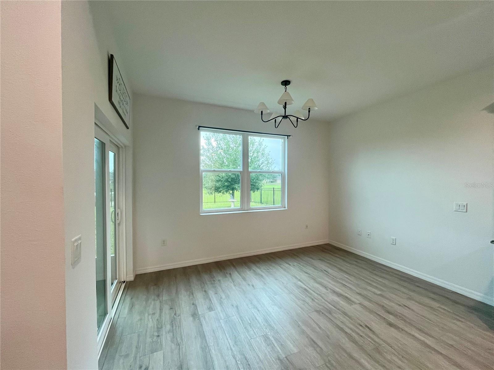 13554 MARILYN CT — photo 16