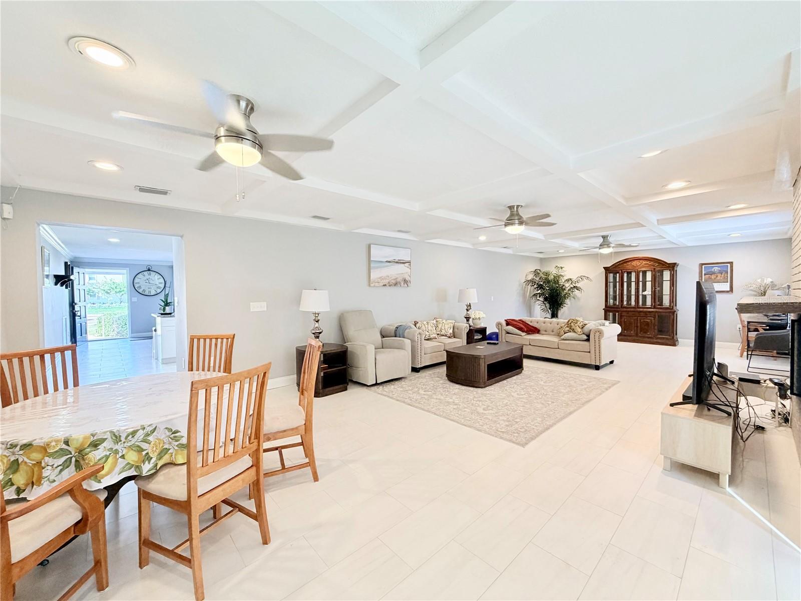 2513 GULF BLVD — photo 13