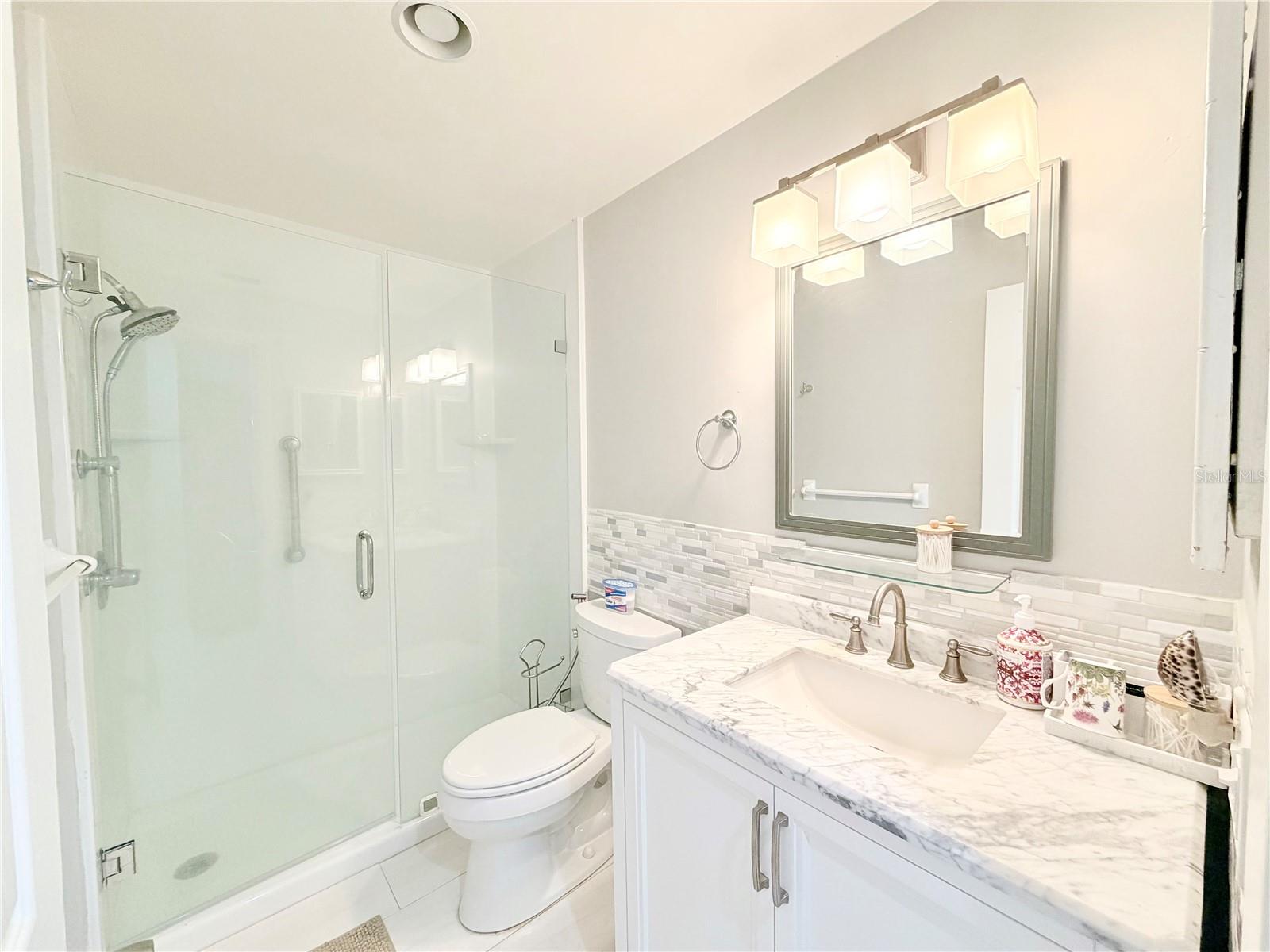 2513 GULF BLVD — photo 17