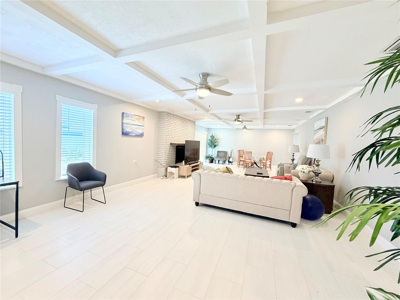 2513 GULF BLVD — photo 11