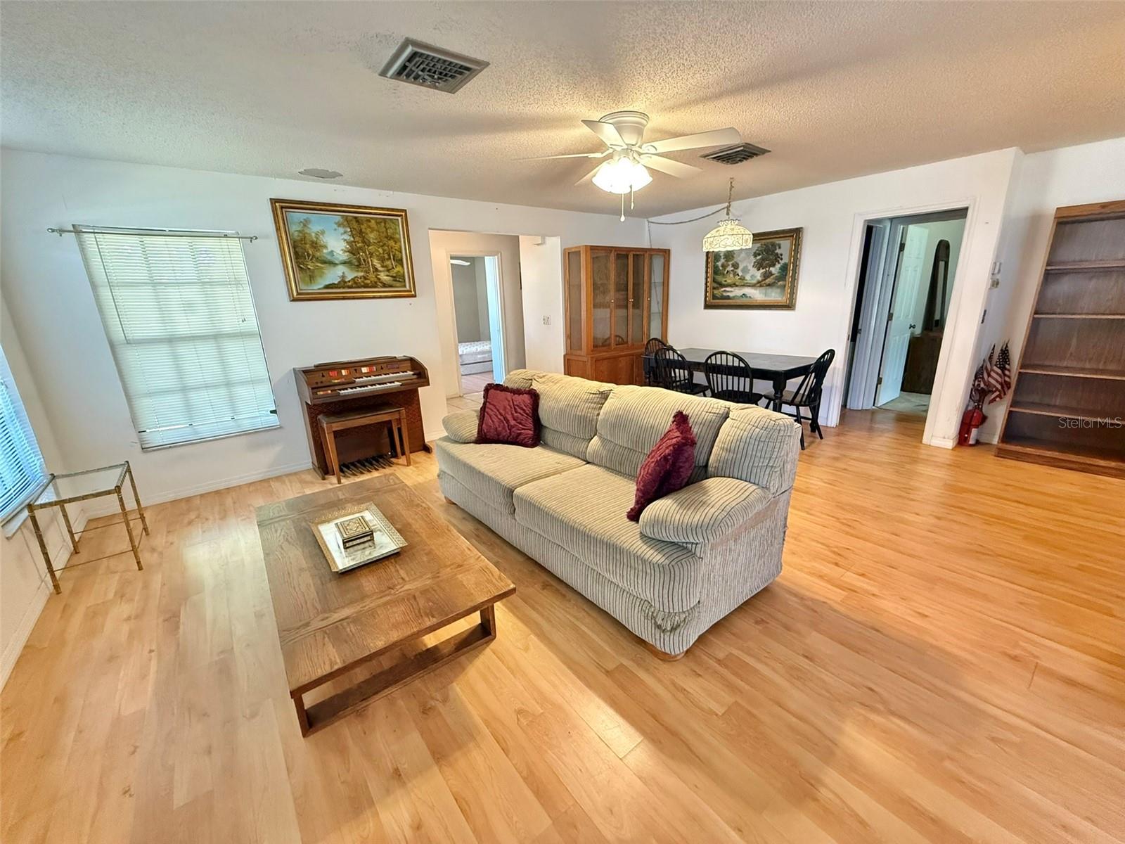 3112 VIVIENDA BLVD — photo 5