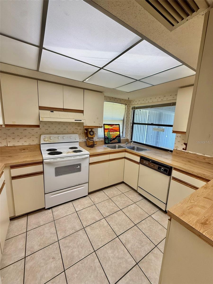 3112 VIVIENDA BLVD — photo 13