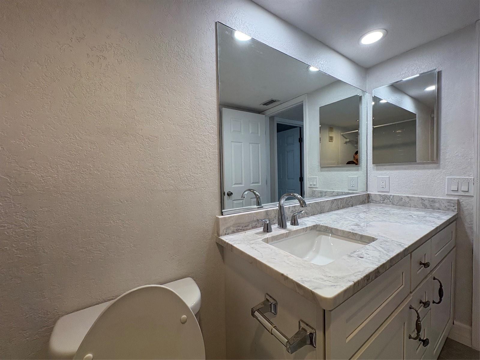 250 WOODETTE DR #A — photo 27