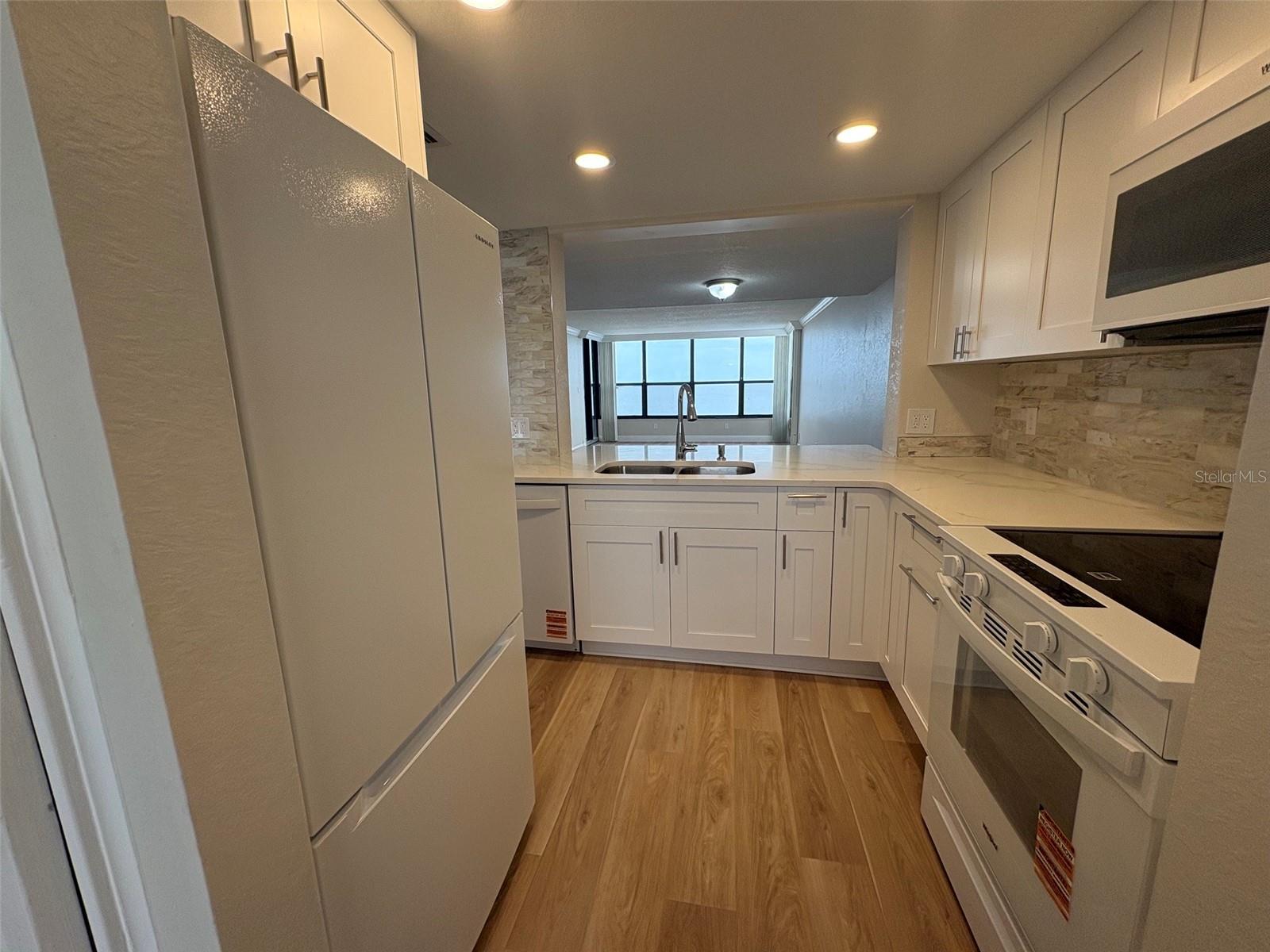 250 WOODETTE DR #A — photo 14