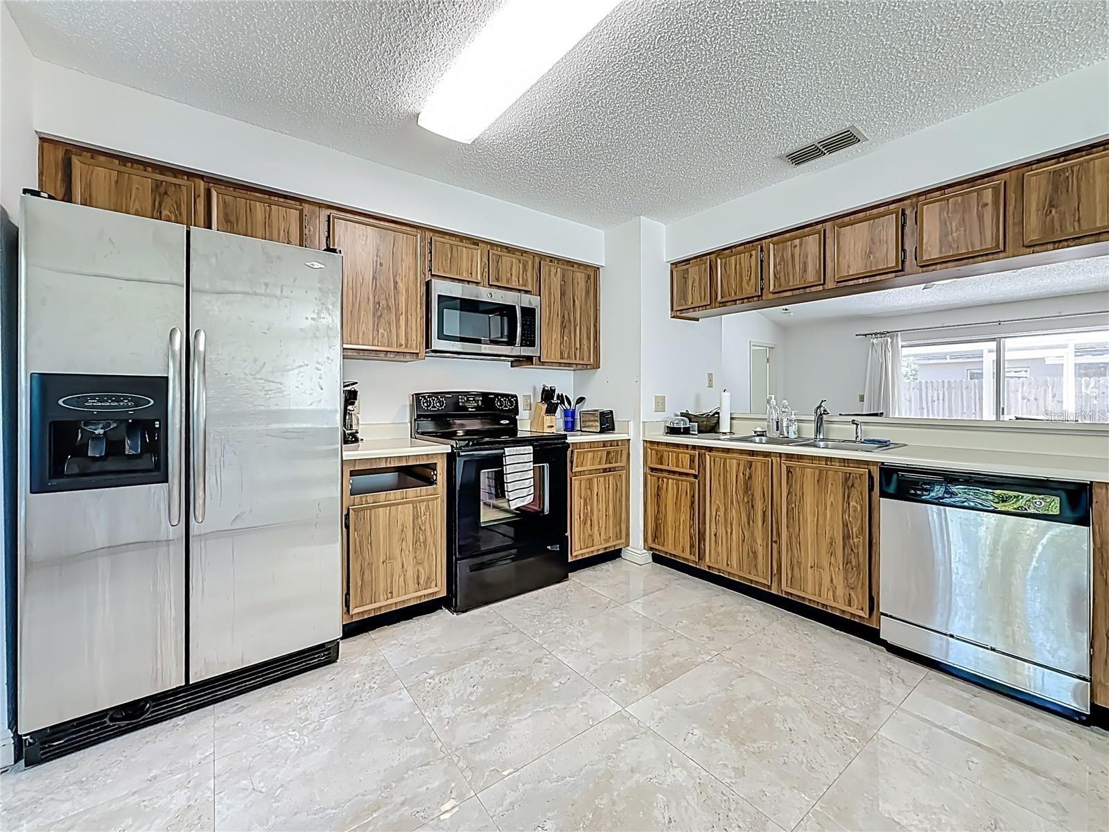 1909 CASTLE BAY CT — photo 19