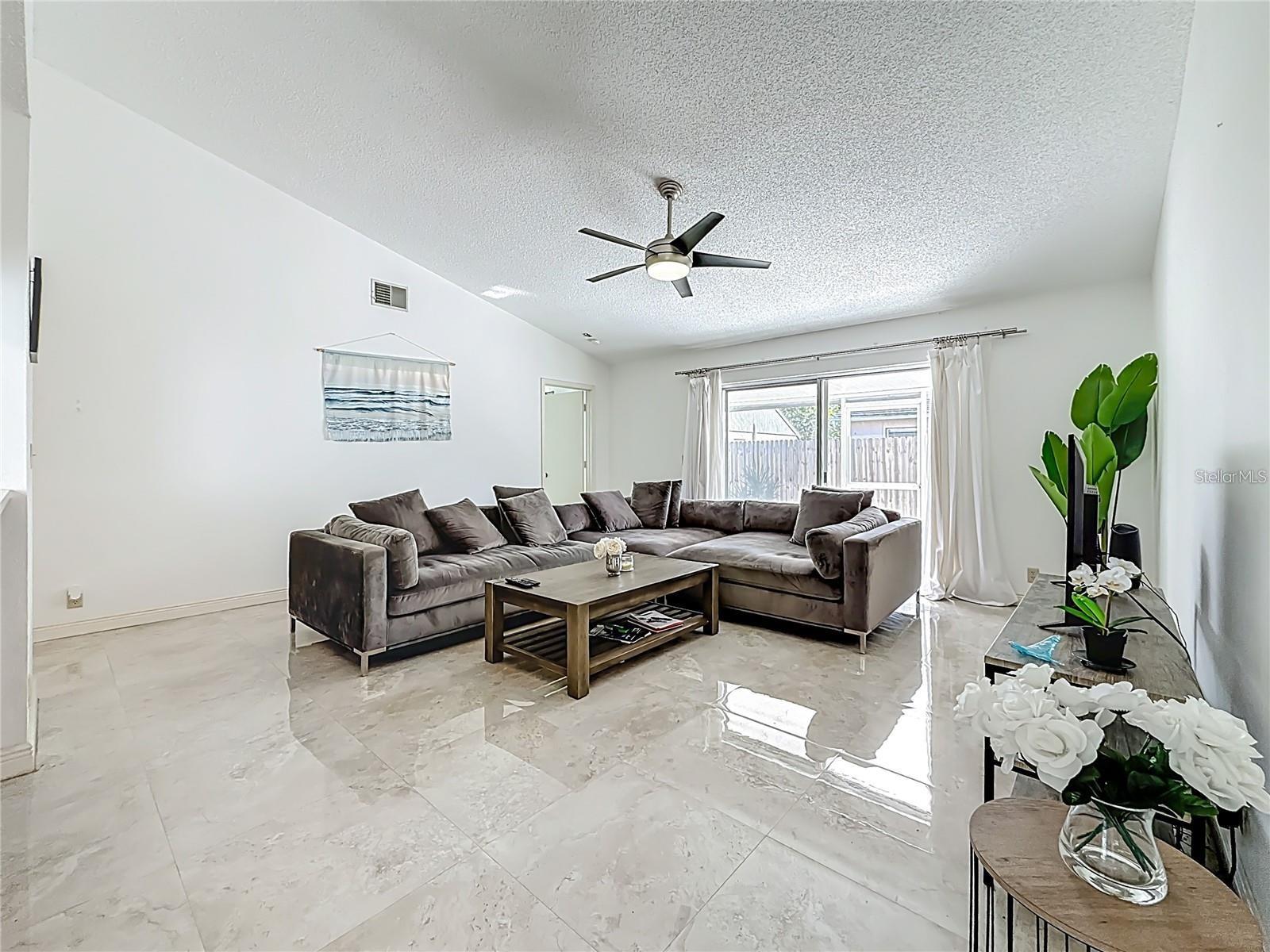 1909 CASTLE BAY CT — photo 16