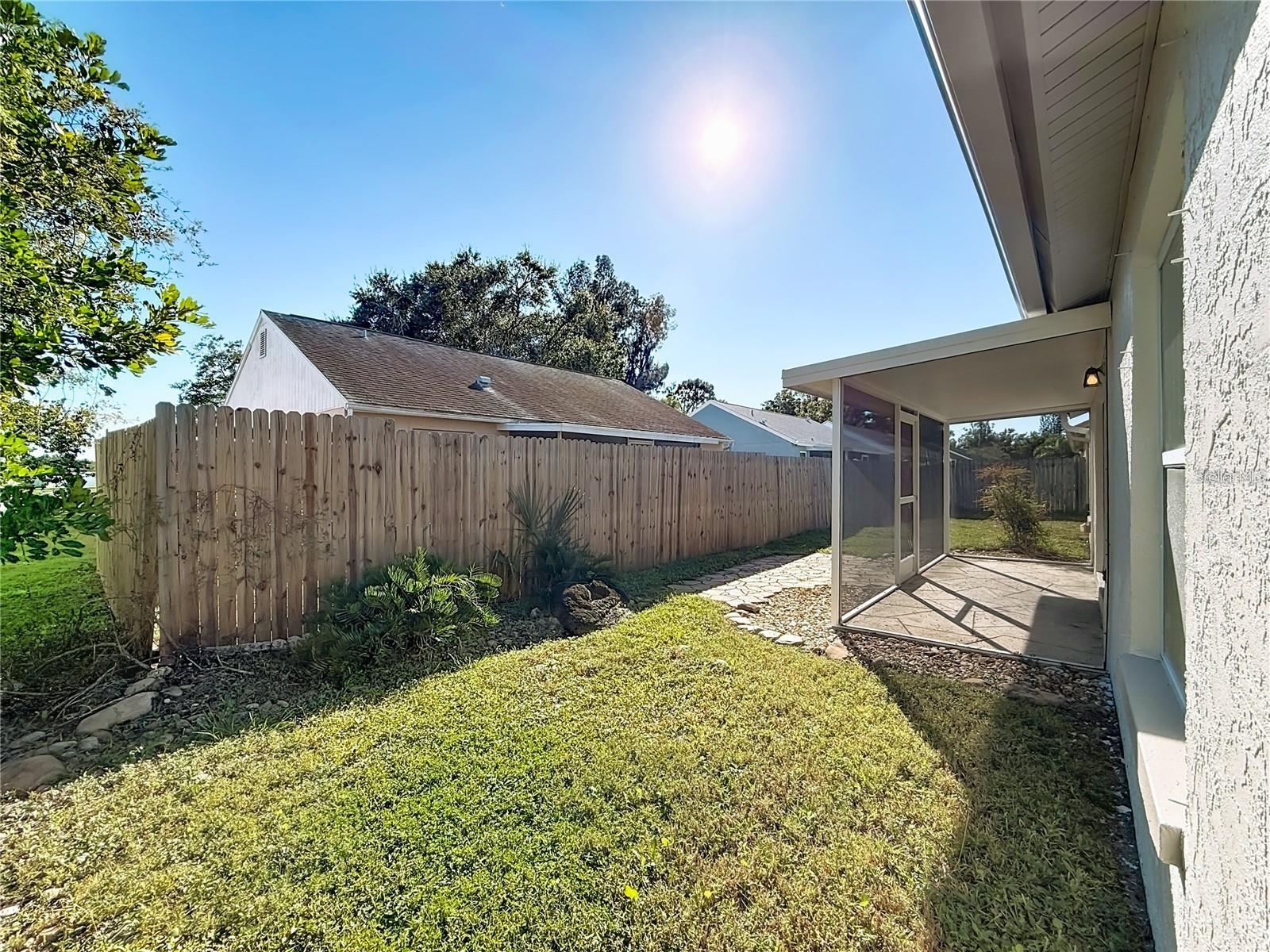 1909 CASTLE BAY CT — photo 41