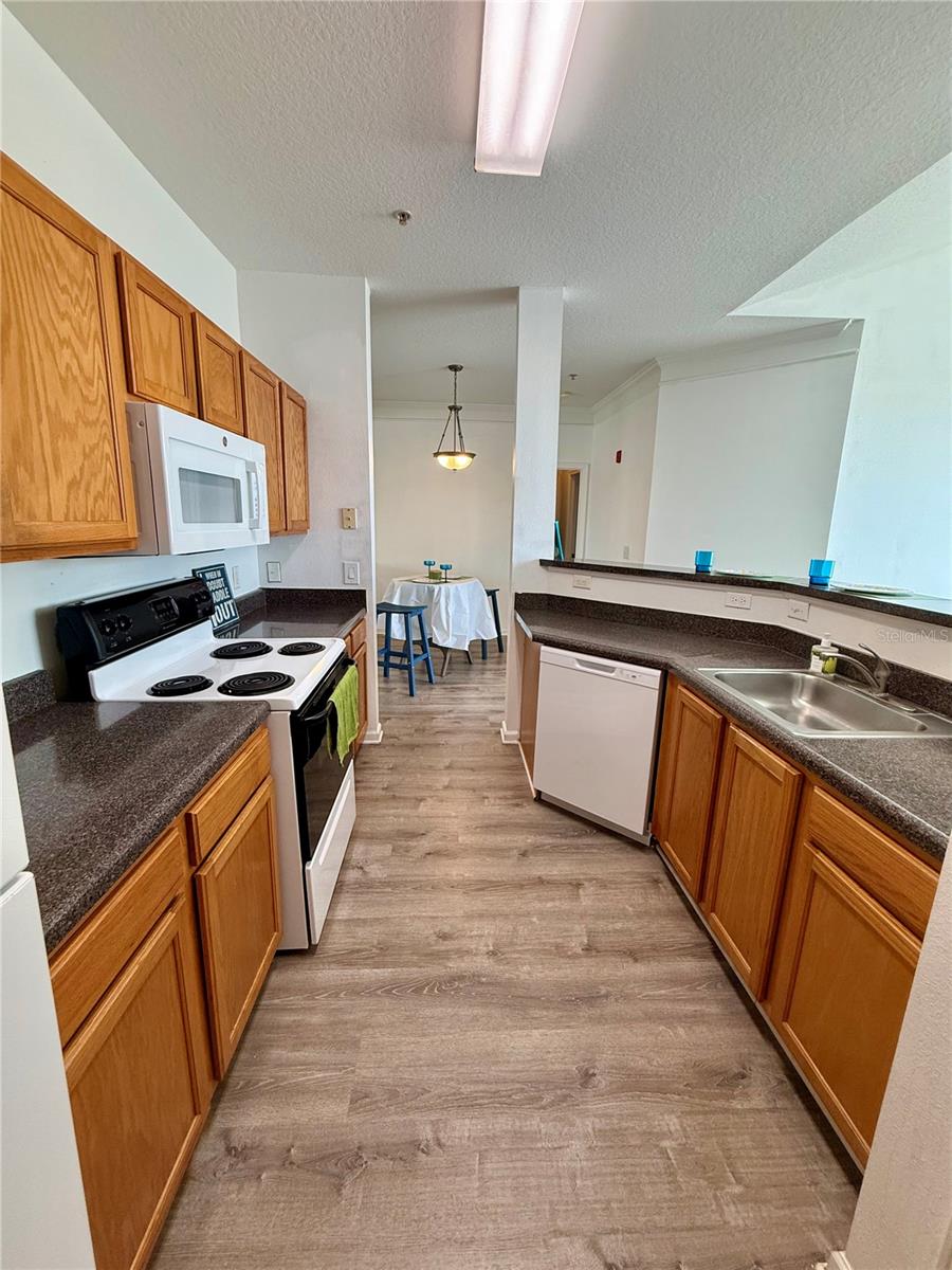 4802 51ST ST W #623 — photo 4