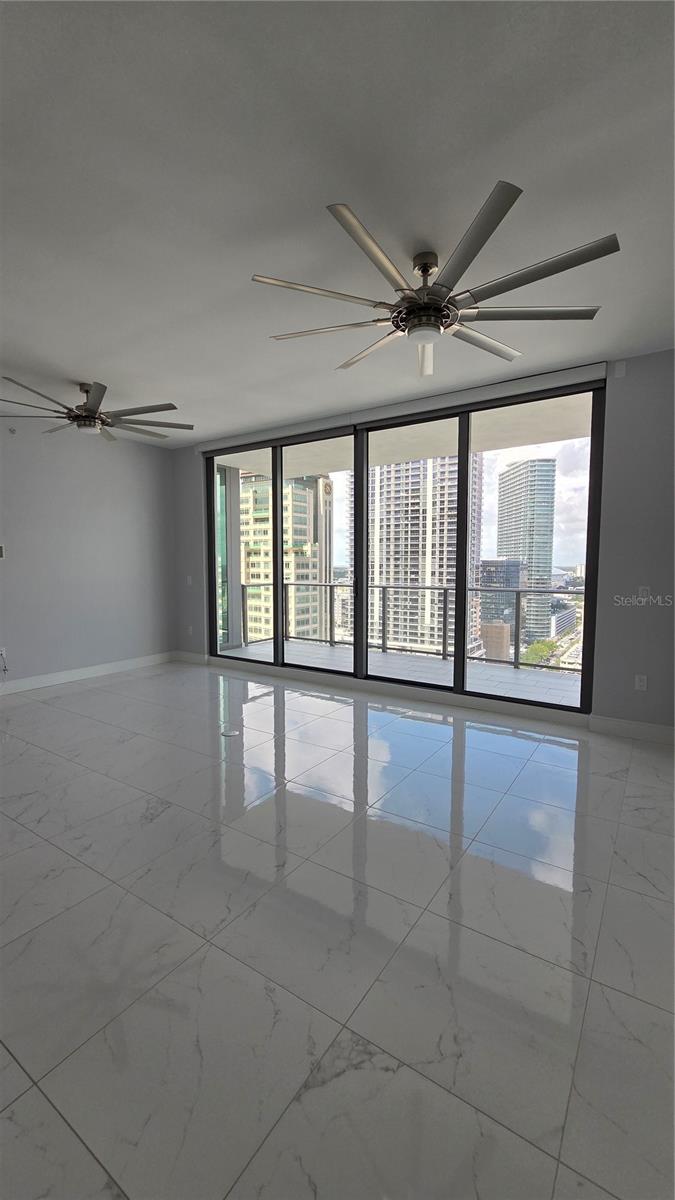 100 1ST AVE N #2406 — photo 11