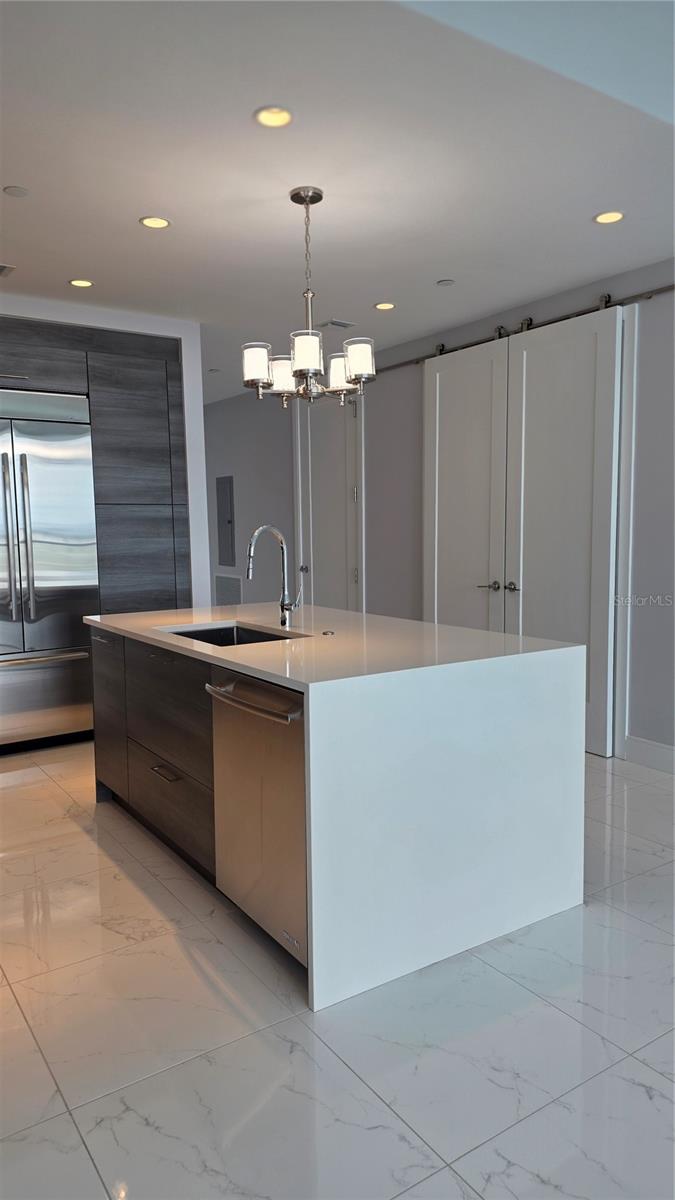 100 1ST AVE N #2406 — photo 17