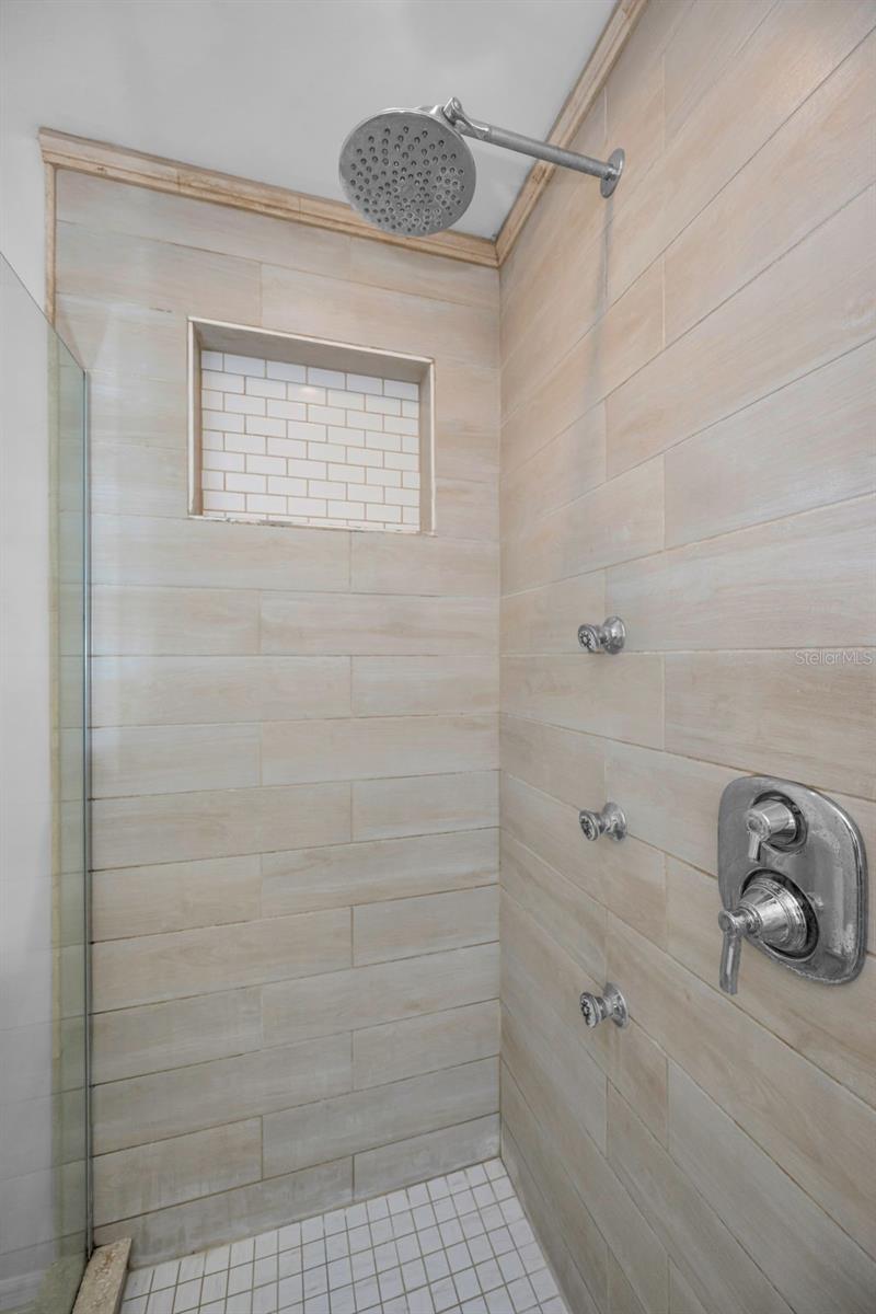13760 87TH PL — photo 45