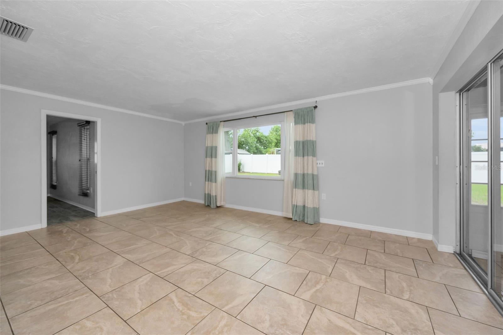 13760 87TH PL — photo 35