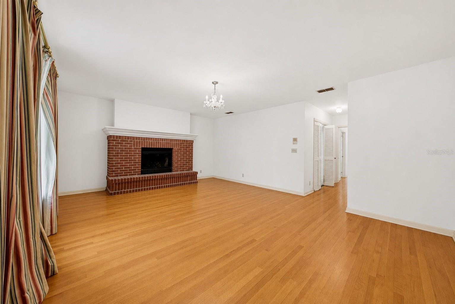 3123 W OAKLYN AVE — photo 17