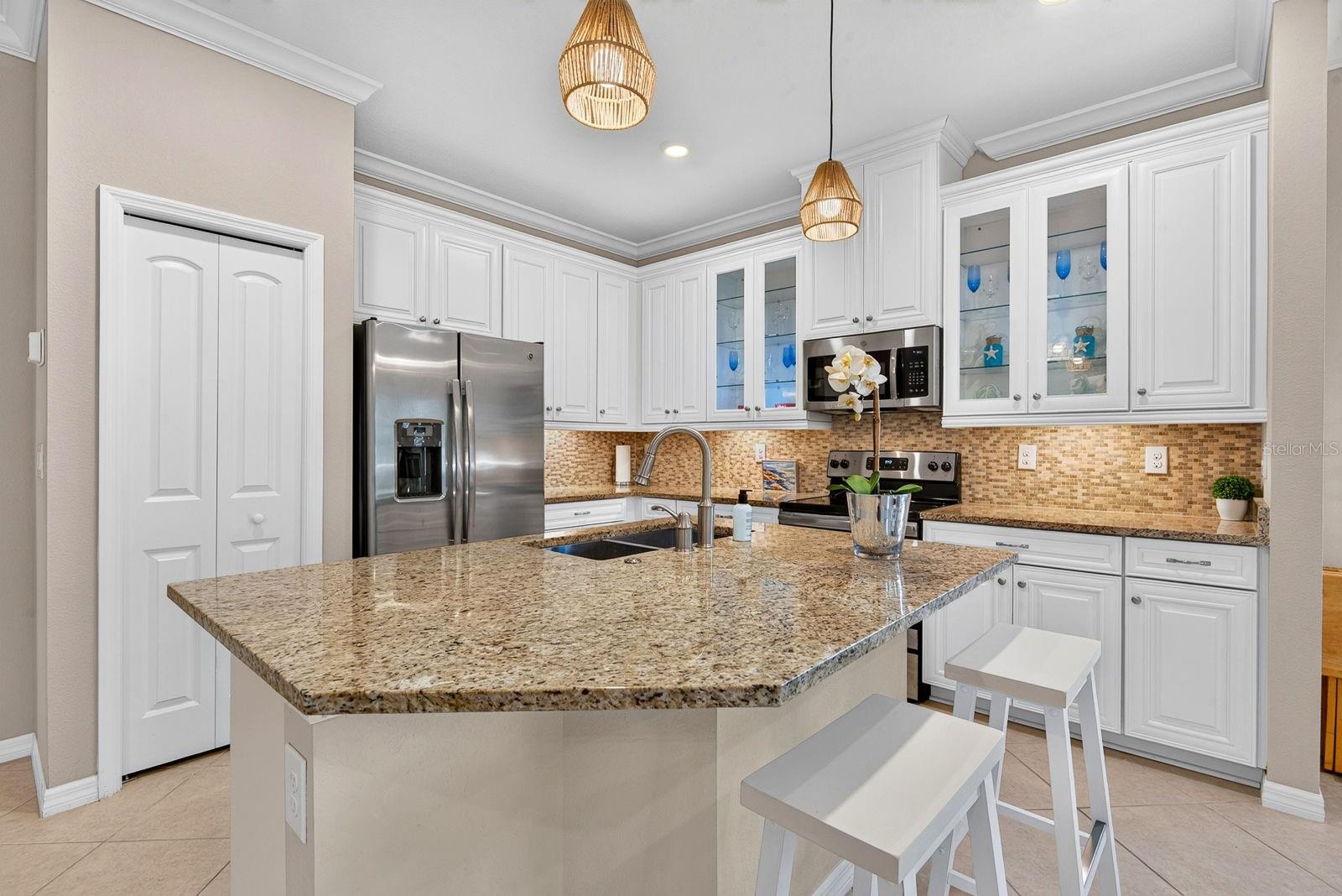 7108 PLAYA BELLA DR — photo 18