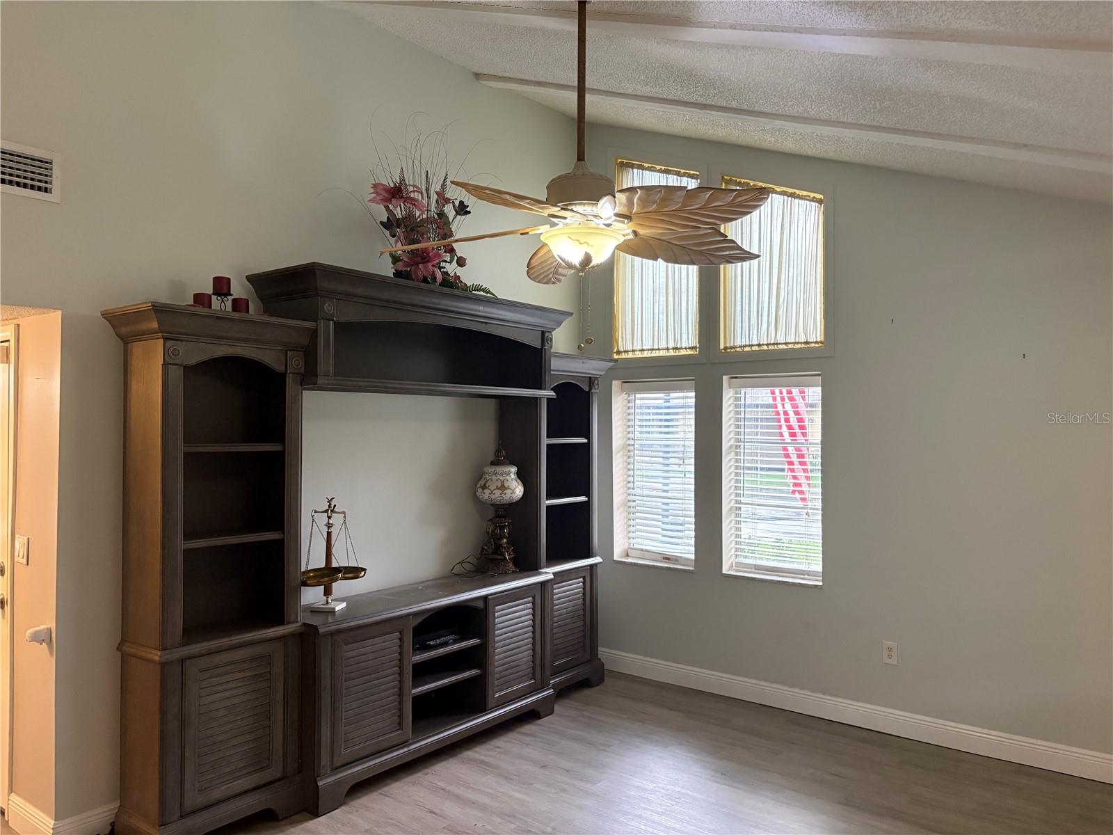 2101 SUNSET POINT RD #2105 — photo 18