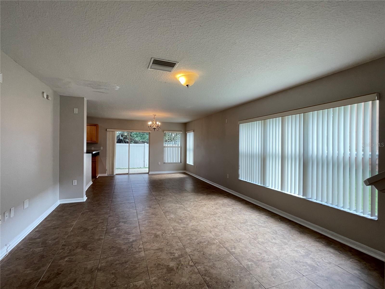 10815 GREAT CARLISLE CT — photo 2