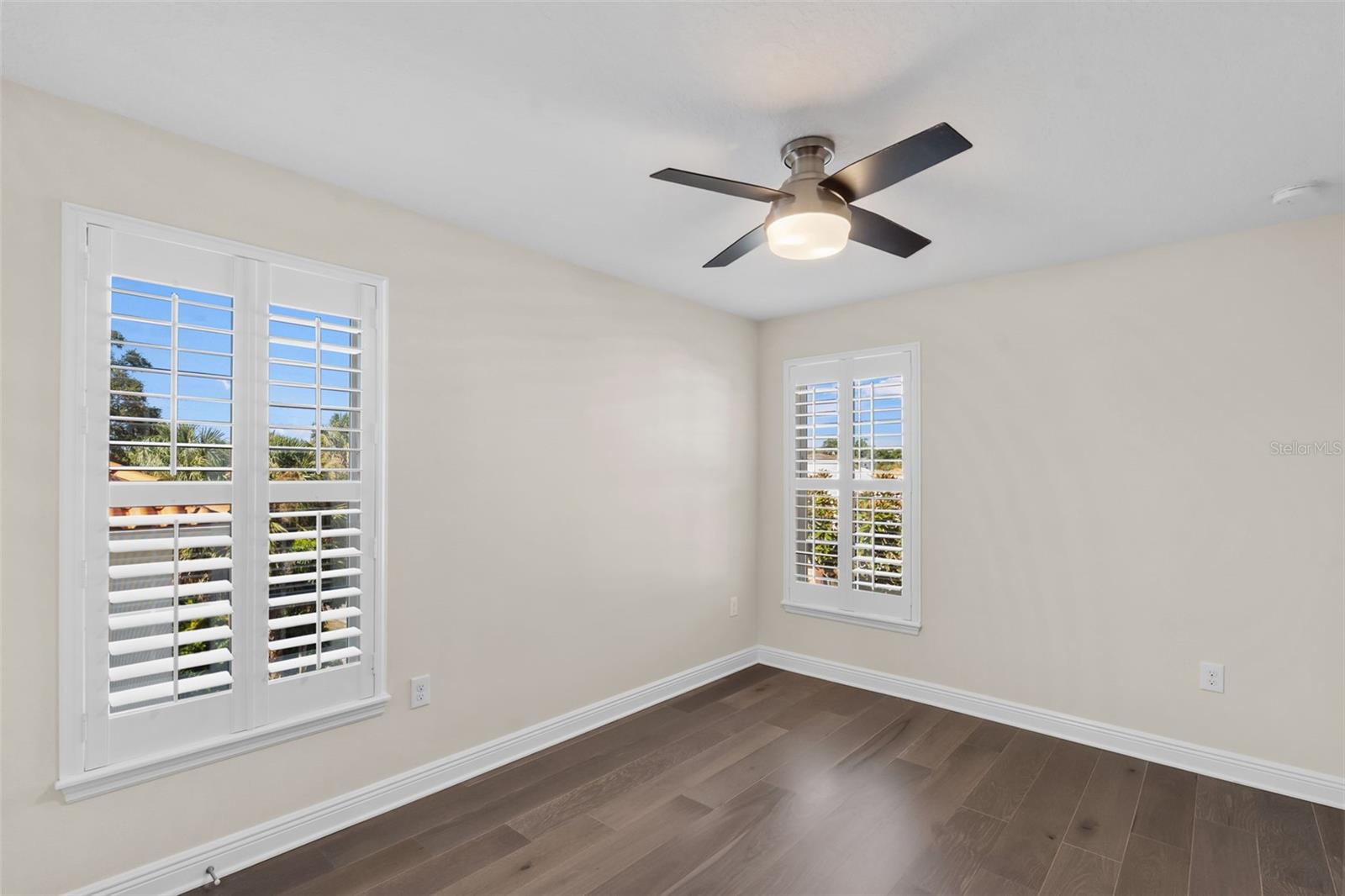 404 S MELVILLE AVE #4 — photo 35
