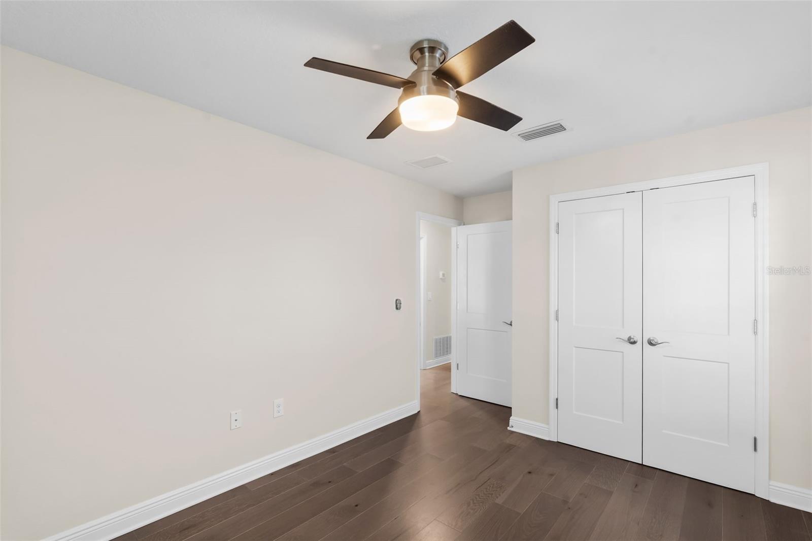 404 S MELVILLE AVE #4 — photo 36