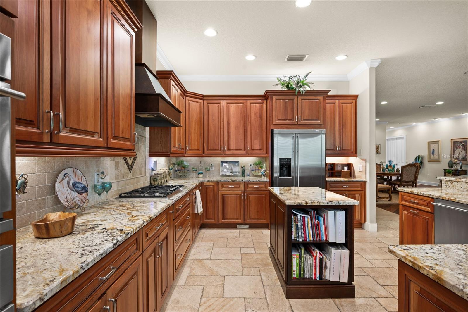 2622 GRAND LAKESIDE DR — photo 21