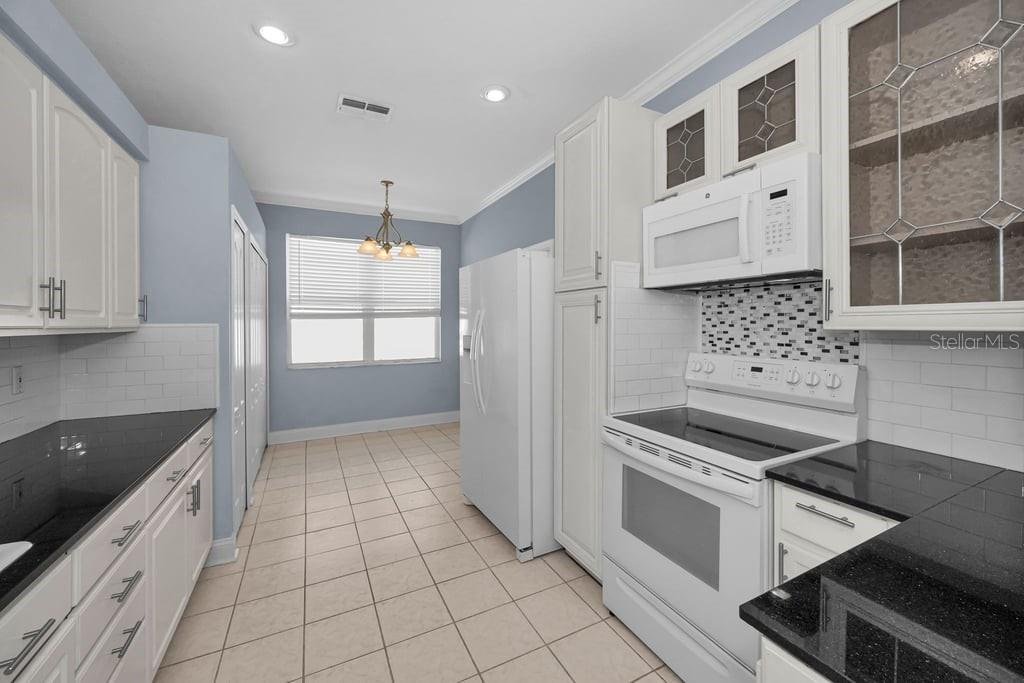 18104 HAMDEN PARK WAY — photo 13
