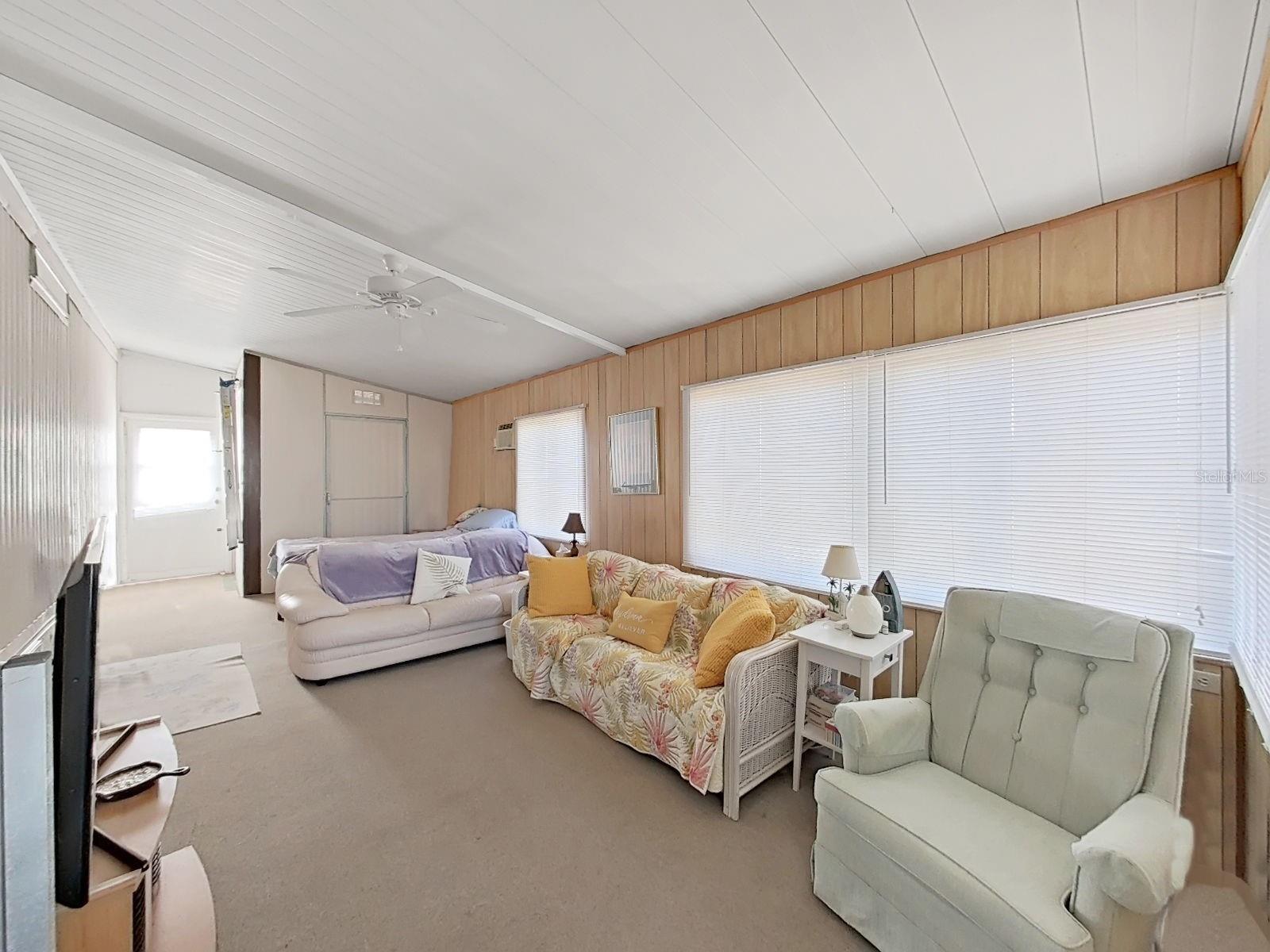 12501 ULMERTON RD #140 — photo 2