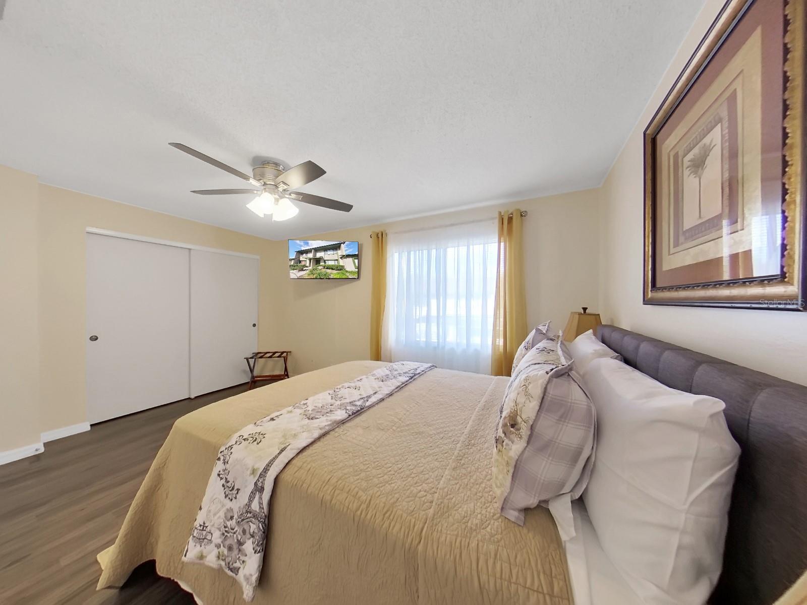 7805 AMBERLEA CT — photo 13