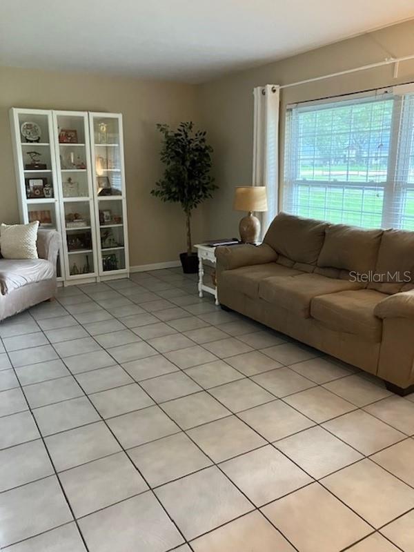 3425 HOLLAND DR — photo 9