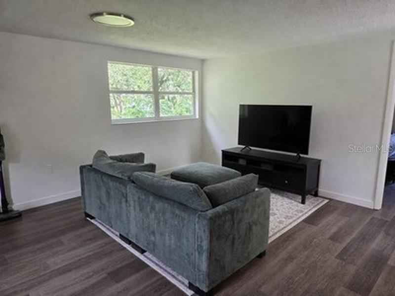 3425 HOLLAND DR — photo 4