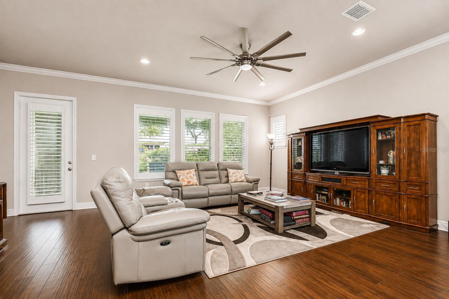 14014 SWALLOW HILL DR — photo 14