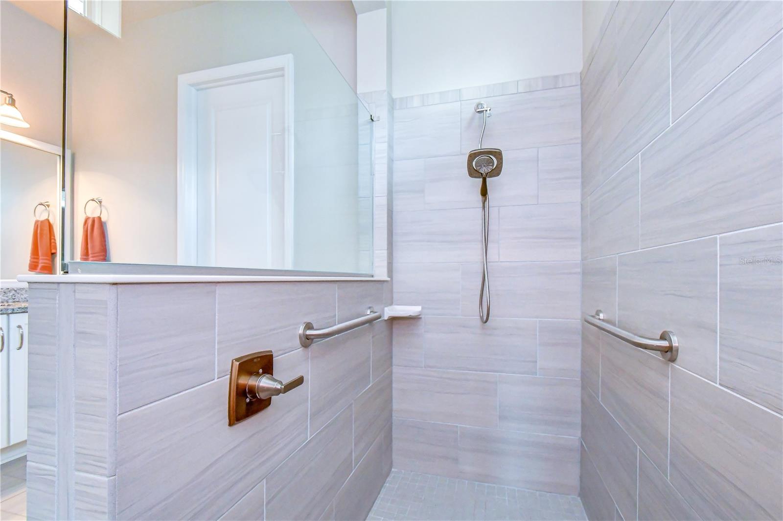 14014 SWALLOW HILL DR — photo 19