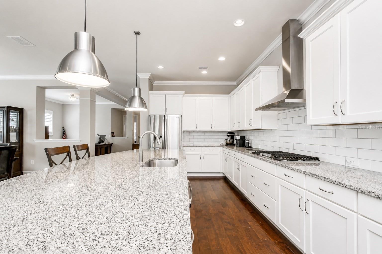 14014 SWALLOW HILL DR — photo 10