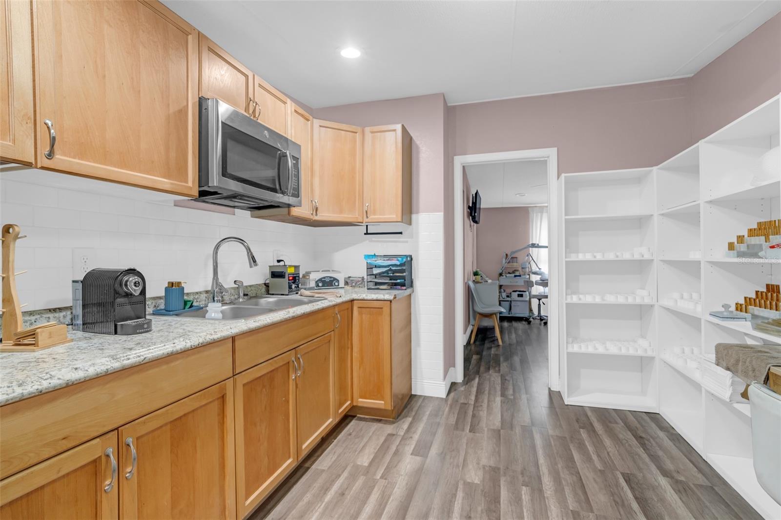 15816 NORTHGATE LN — photo 23