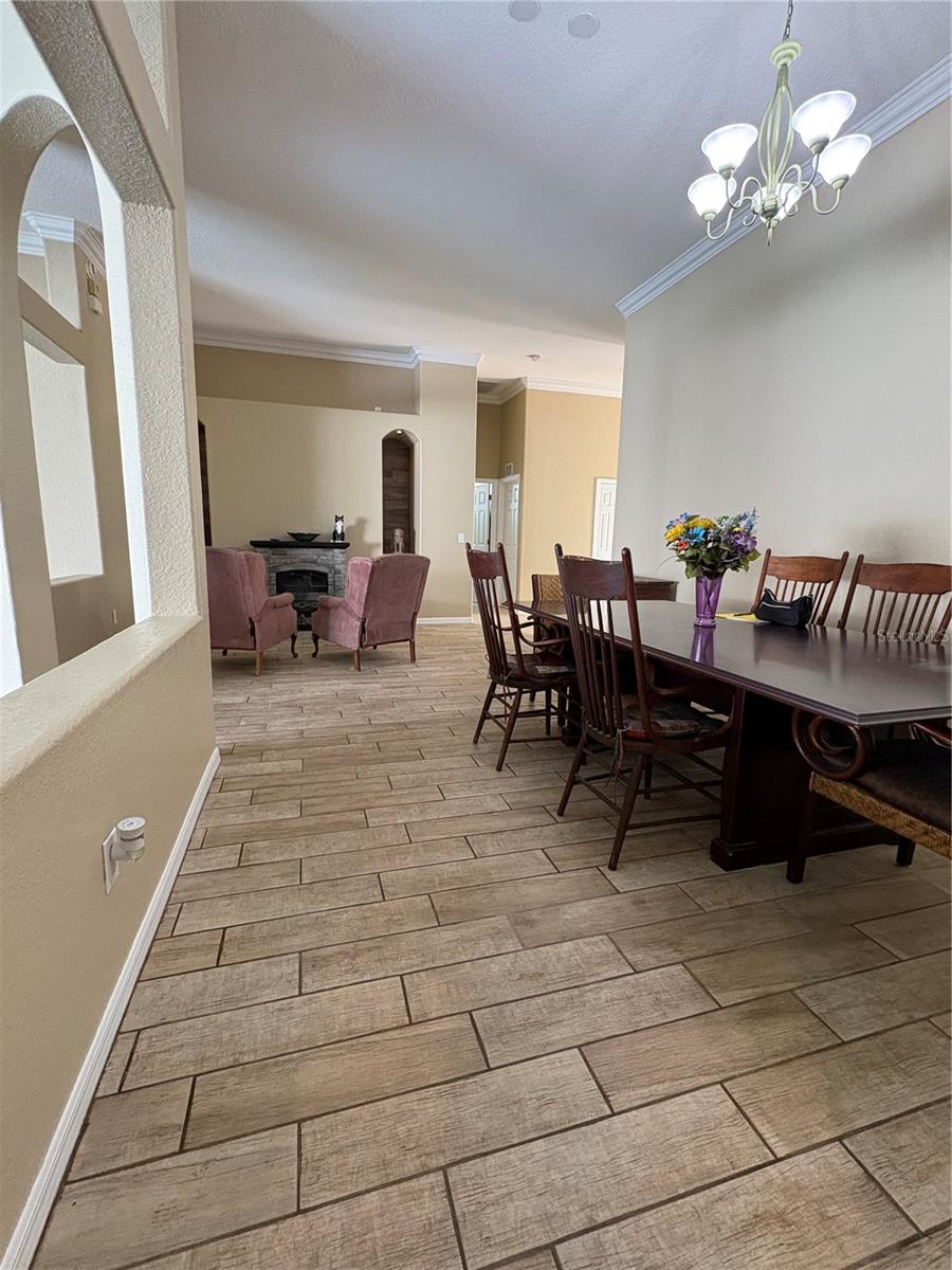 10761 BANFIELD DR — photo 9