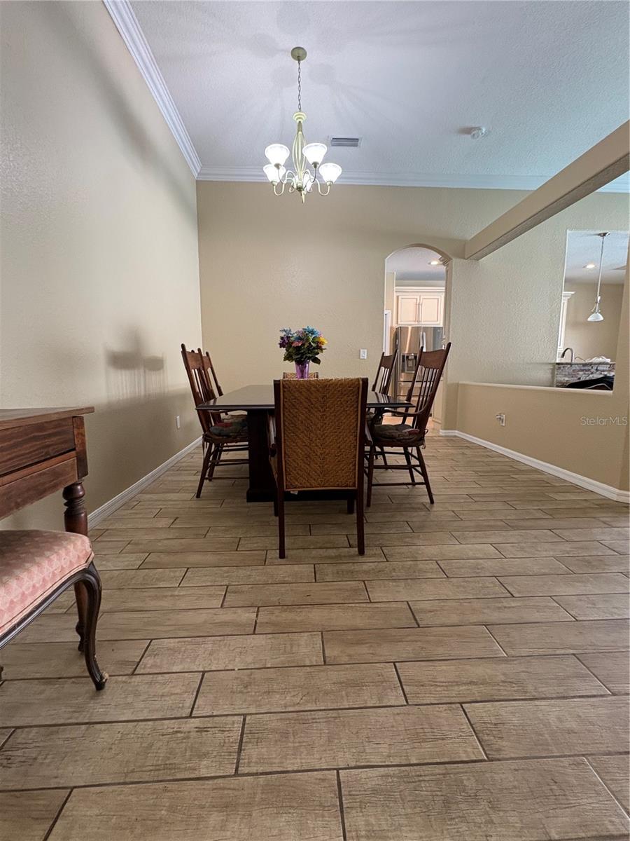 10761 BANFIELD DR — photo 7