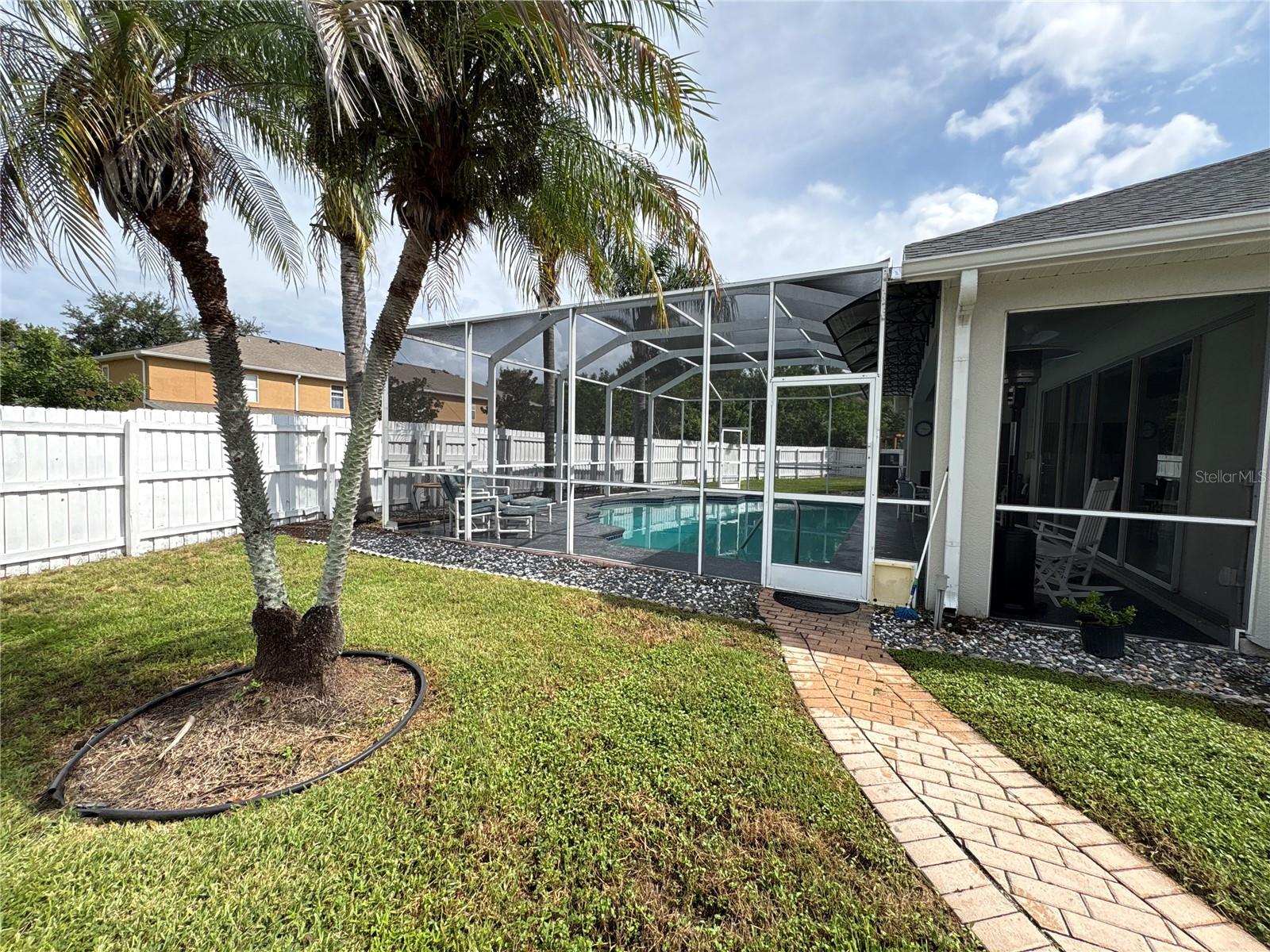 10761 BANFIELD DR — photo 48