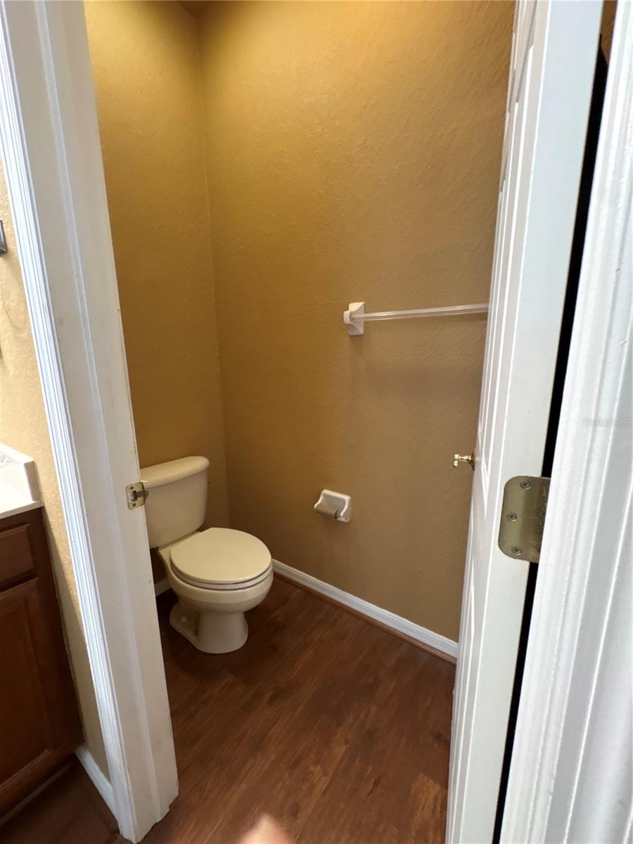 10761 BANFIELD DR — photo 33