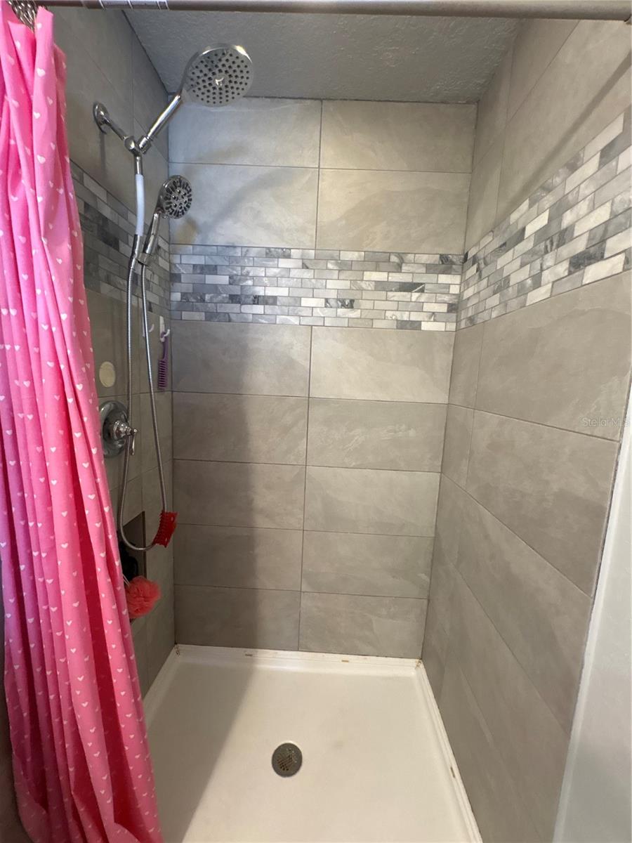 10761 BANFIELD DR — photo 45
