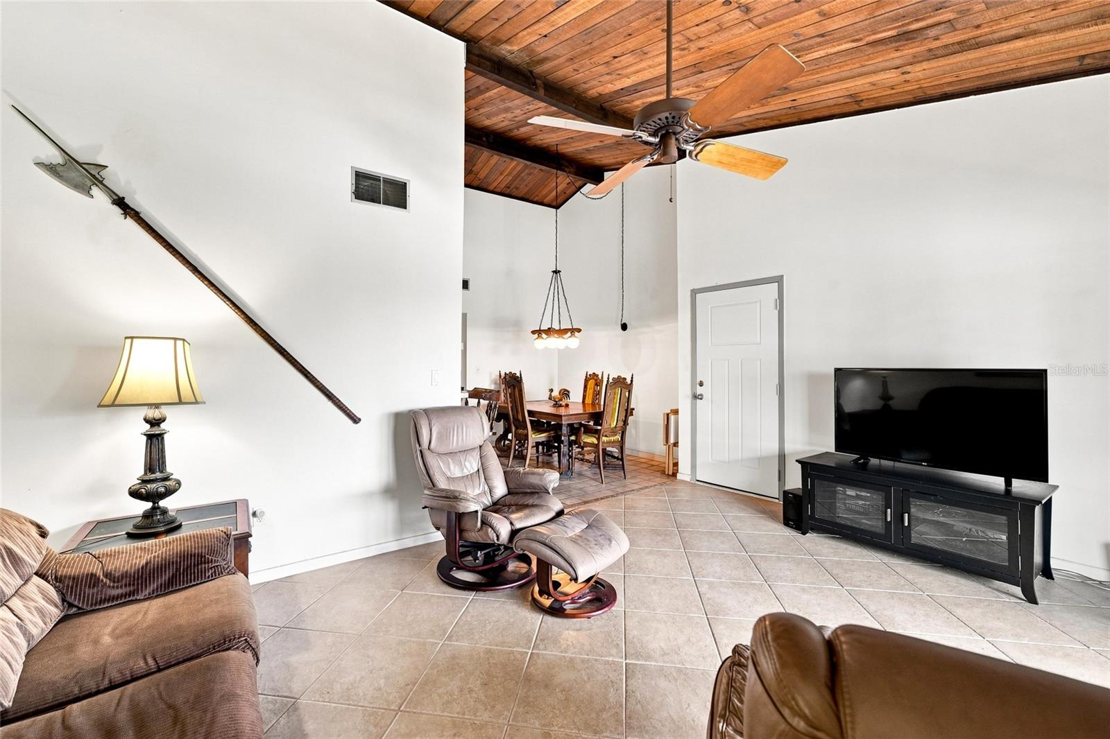 501 PLAZA SEVILLE CT #2 — photo 7