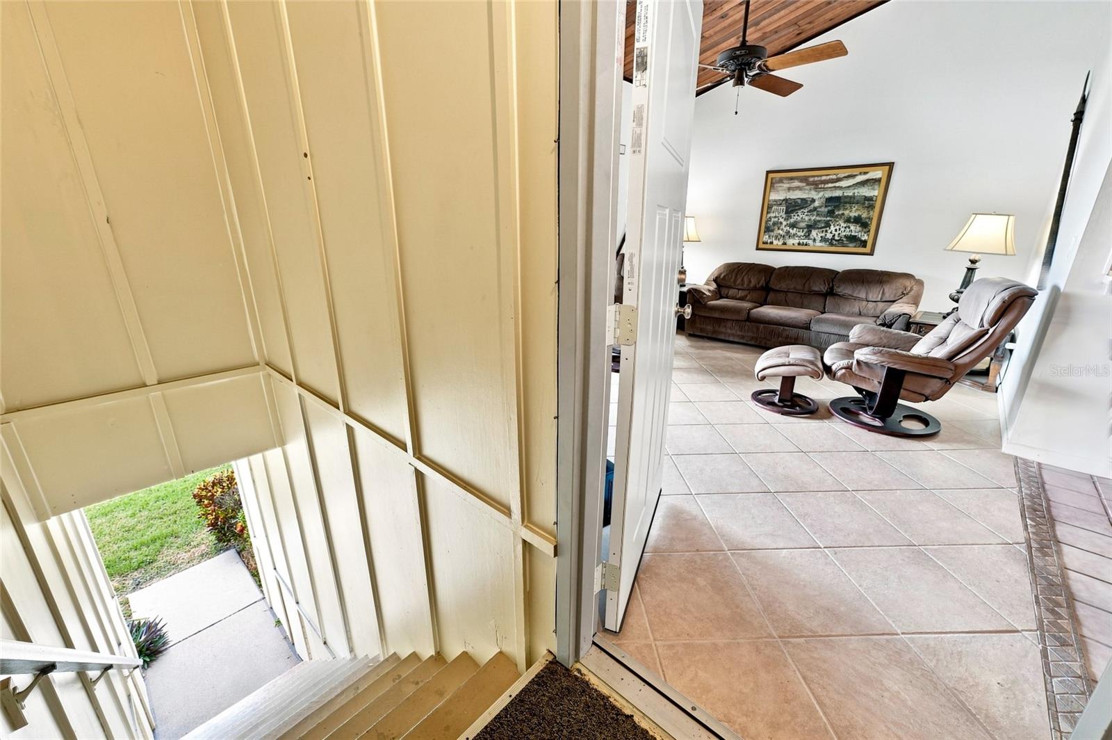 501 PLAZA SEVILLE CT #2 — photo 25