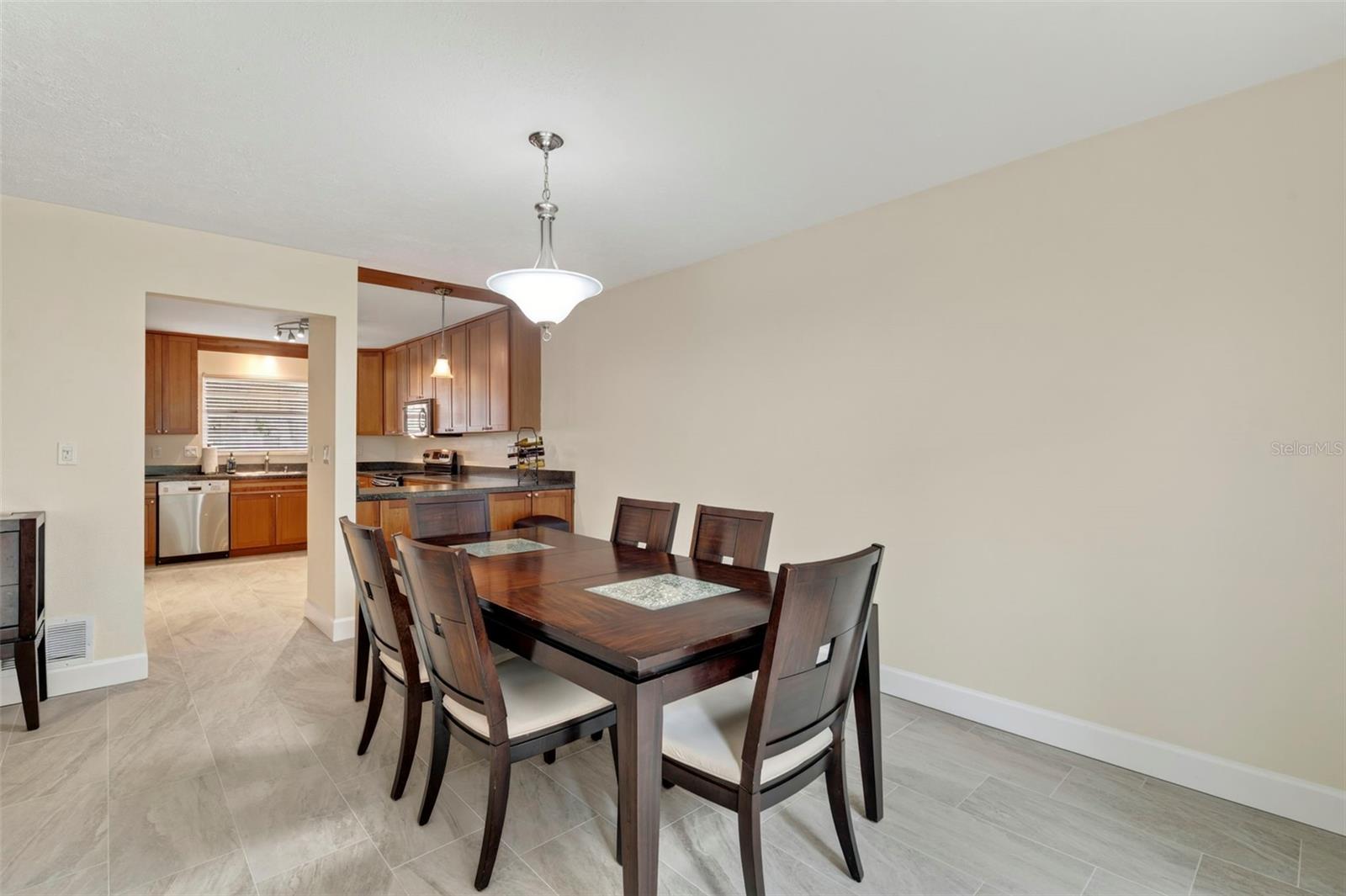 2700 BAYSHORE BLVD #512 — photo 6