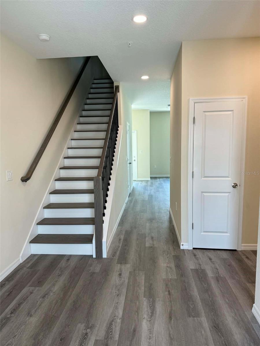 4346 CAMBIO GARDENS CT — photo 2