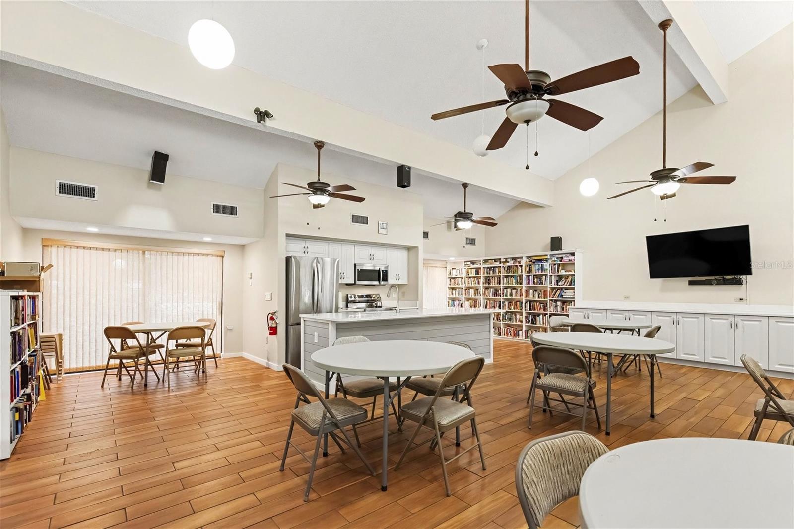 5652 ASHTON LAKE DR #5652 — photo 41