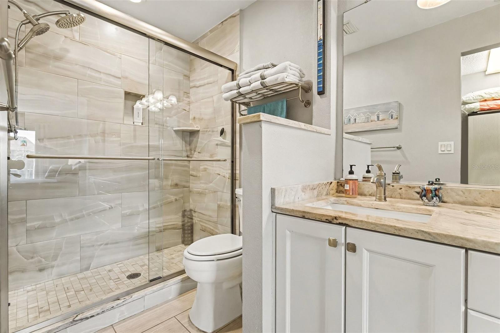 5652 ASHTON LAKE DR #5652 — photo 24