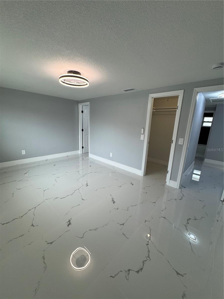 6205 WESTPORT DR — photo 7