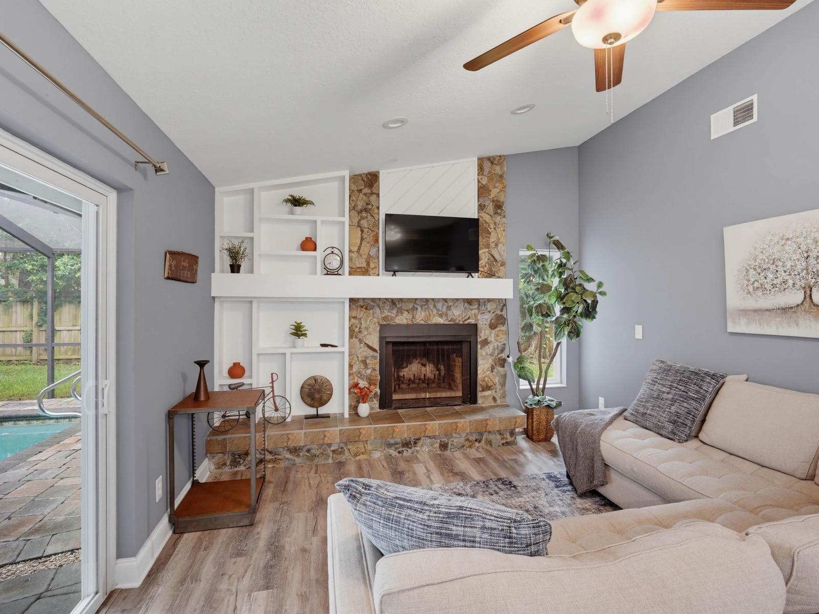 2988 PINEWOOD RUN — photo 15